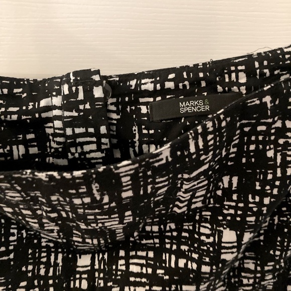 Flared skirt - Picture 2 of 2